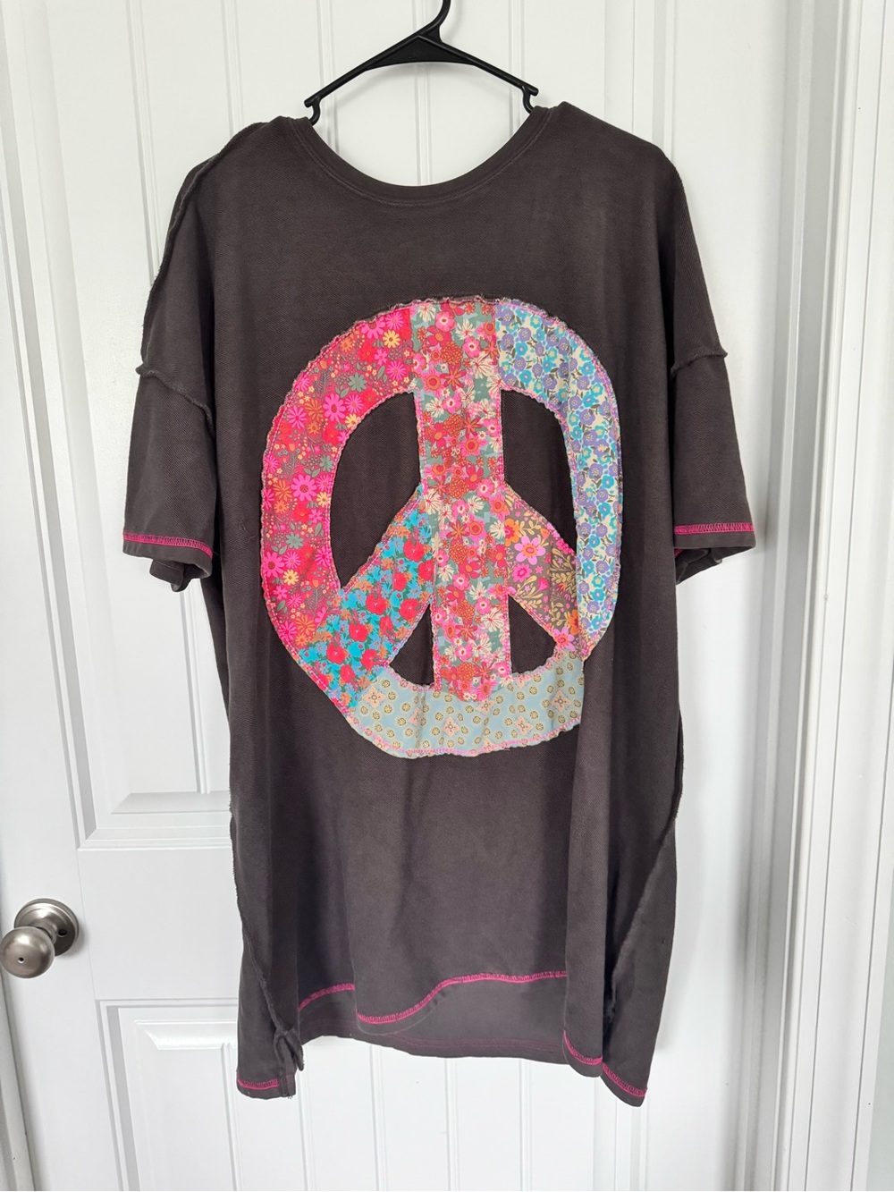 NATURAL LIFE Brown Short Sleeve Tee with Multicolor Floral Peace Sign